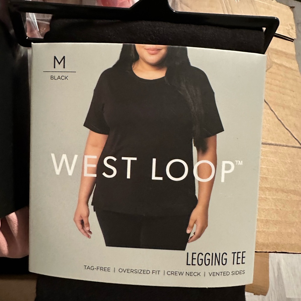 WOMEN'S West Loop Short Sleeve LEGGING TEE Size: M BLACK VENTED SIDES